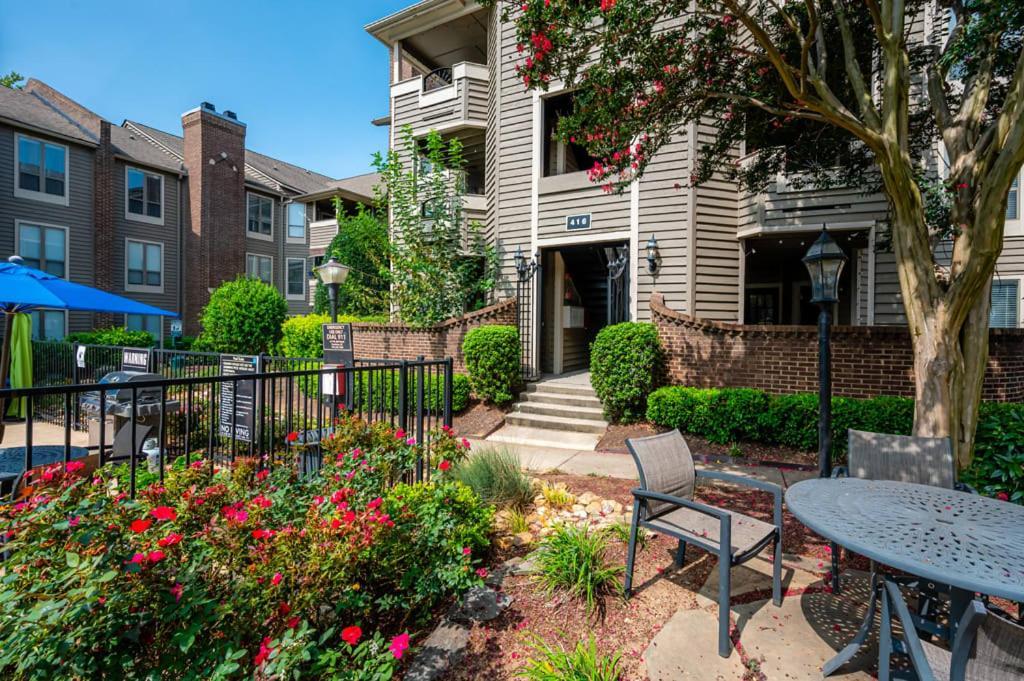 Unique 2Br Prime Location With Gym & Parking Charlotte Exterior foto